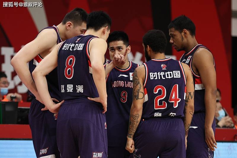 青岛队鏖战山东队，麦科勒姆带队取胜