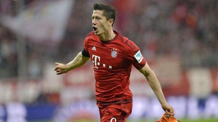 智利绝杀瑞典，莱万高光表现