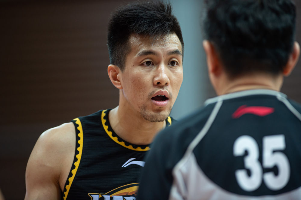 江苏龙狮将挑战辽宁精英,实力对抗引人注目 江苏龙狮将挑战辽宁精英,实力对抗引人注目