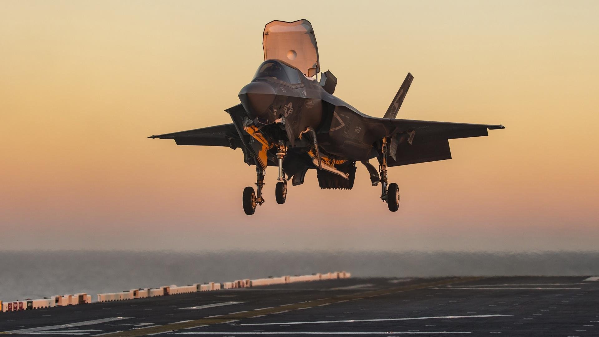 雄狮撕破沙漠防线，美加墨世界杯最悬殊较量的背后