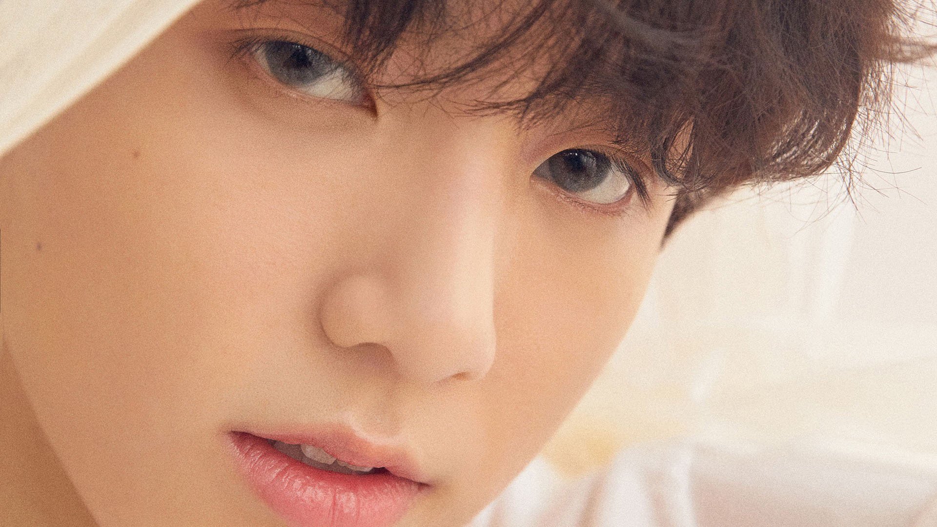 足球场与投票箱的双重革命，当维尼修斯完成灵魂蜕变，苏格兰以公投撕裂智利旧梦