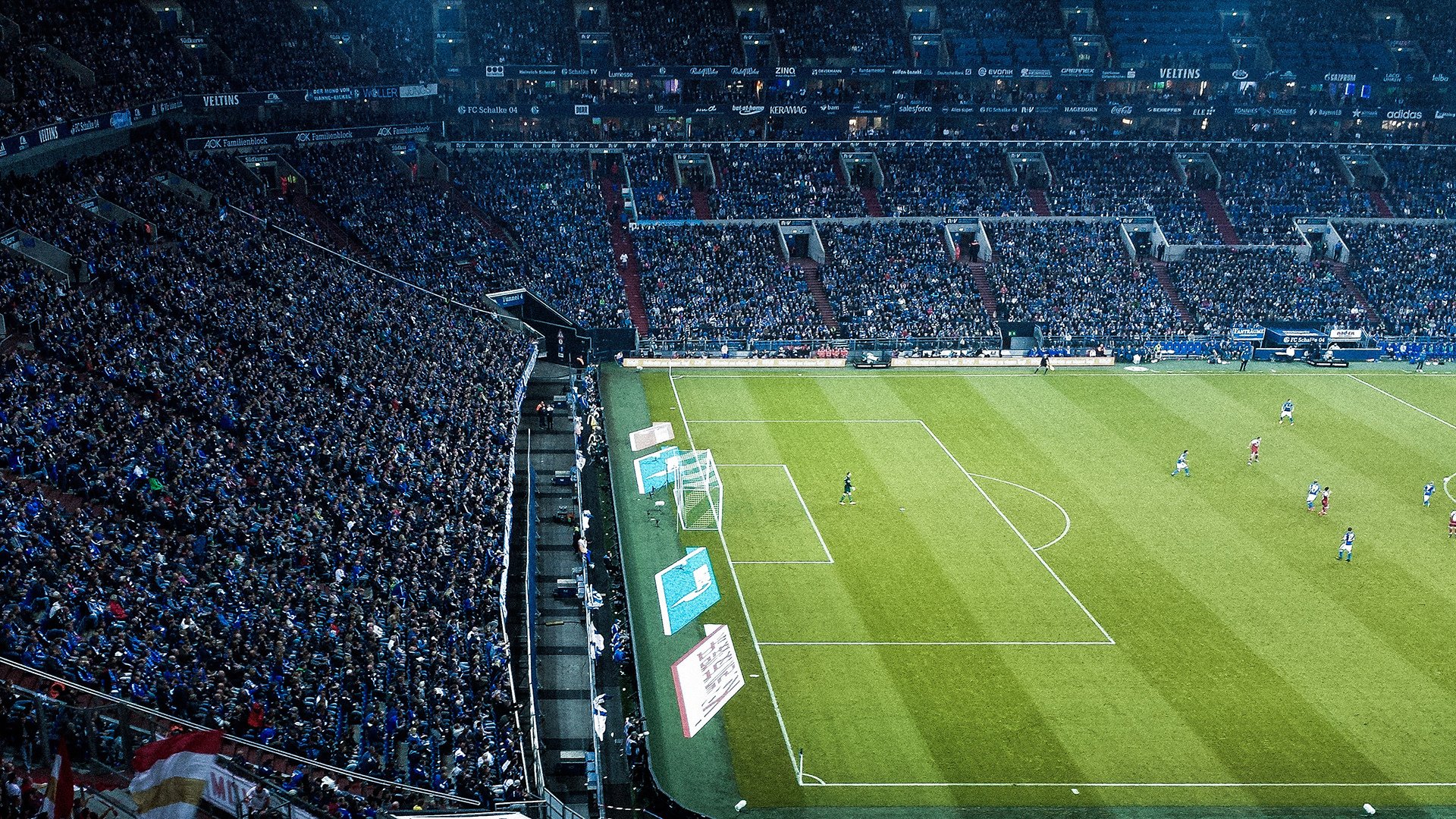 雷神之锤,伊萨克在安菲尔德风暴中接管史诗之战