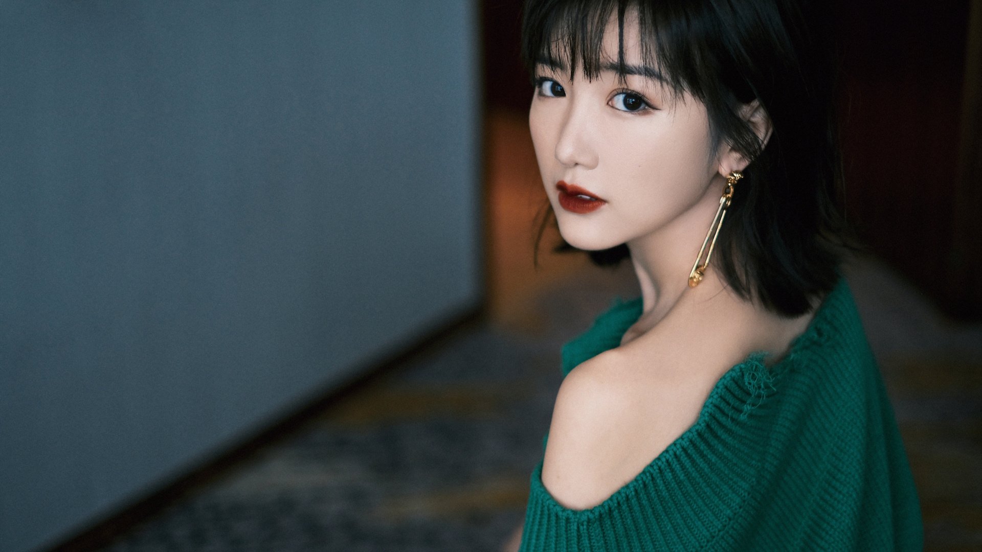 决胜时刻的交响曲,米切尔连续得分拉开差距,国王力擒广厦