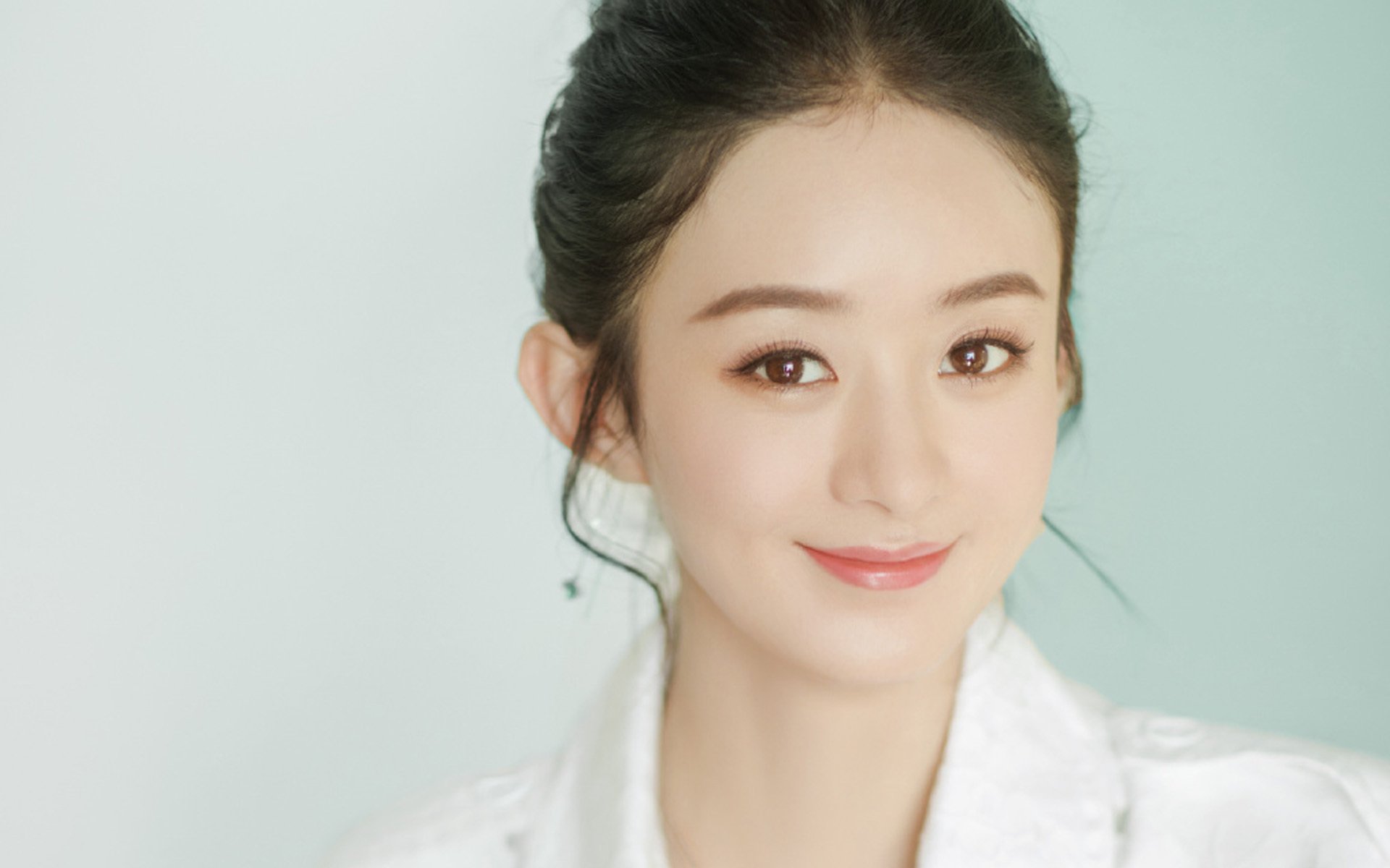 双线制霸,苏亚雷斯南美爆发,那不勒斯跨洲征服厄瓜多尔